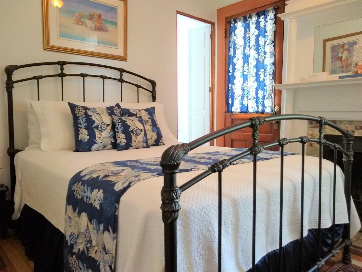 Surf Song Bed & Breakfast Tybee Island Exteriör bild